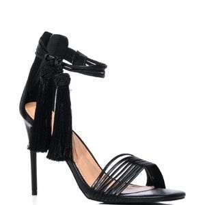 AZALEA WANG CHAI TASSEL DECOR SANDAL IN BLACK